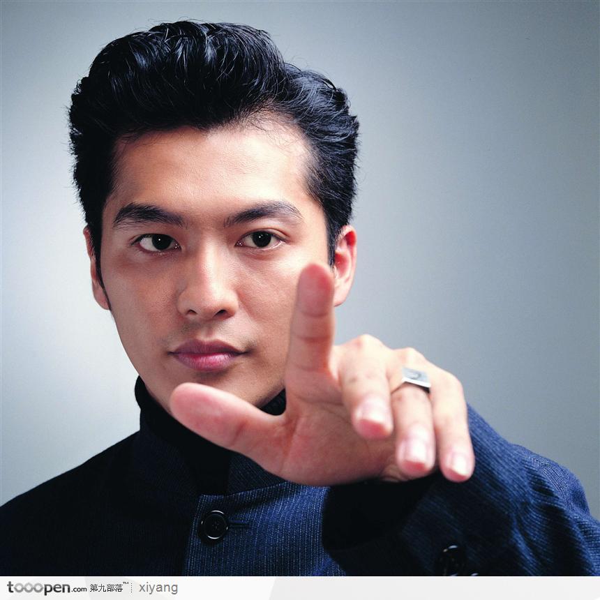 BJL平台集团：《泡沫冬景》12月24日上线！1988共赴蝼